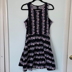 H&M Black and Purple Floral Knit Dress Size M